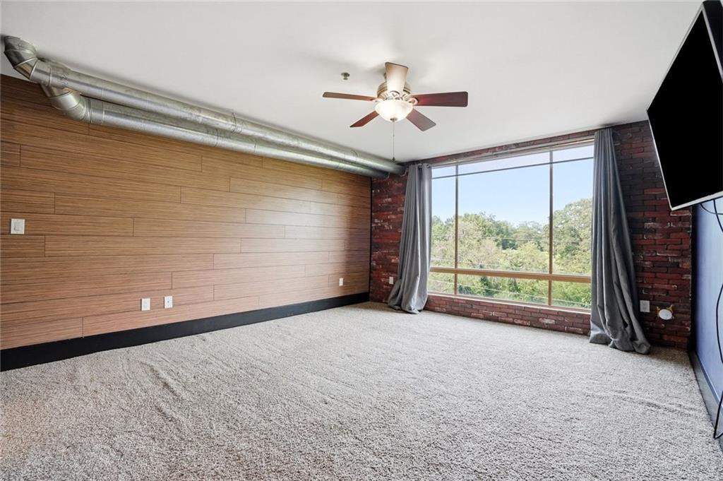 7803673 Property Photo 9