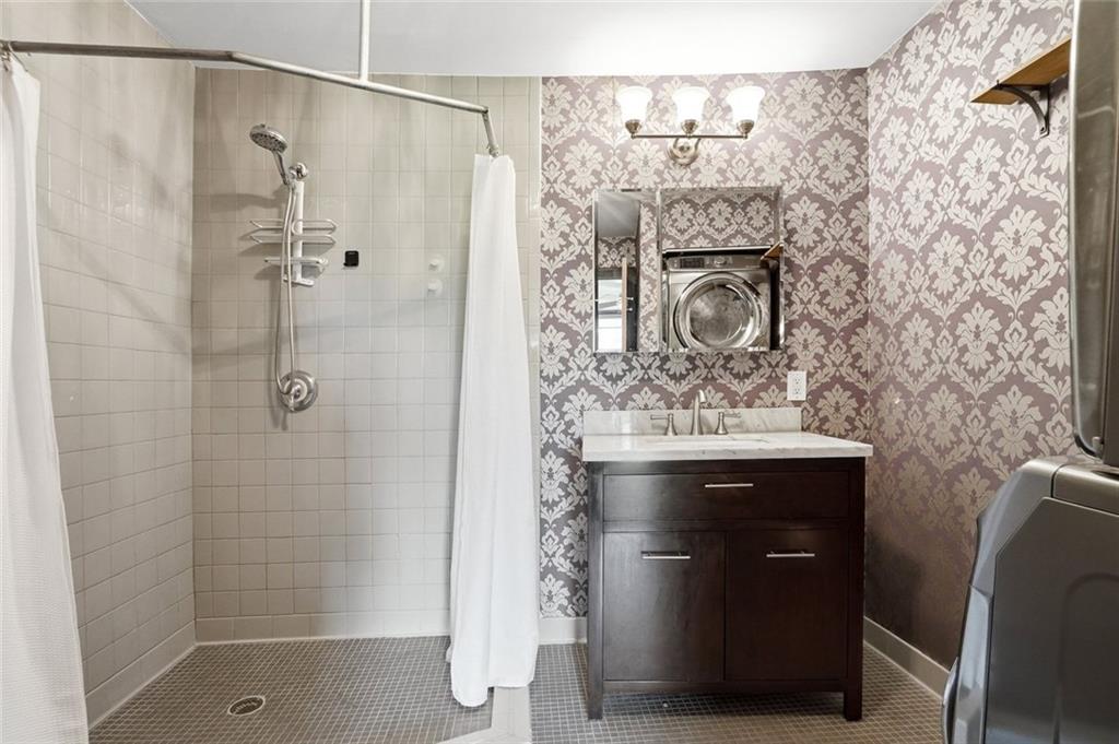 7803673 Property Photo 13
