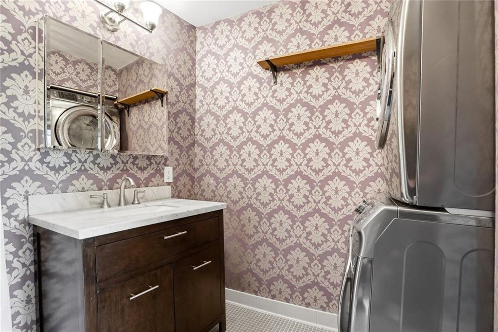 7803673 Property Photo 14