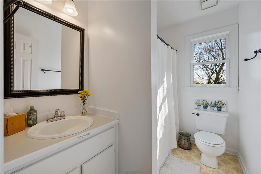 218 Johnson Drive Property Photo 13