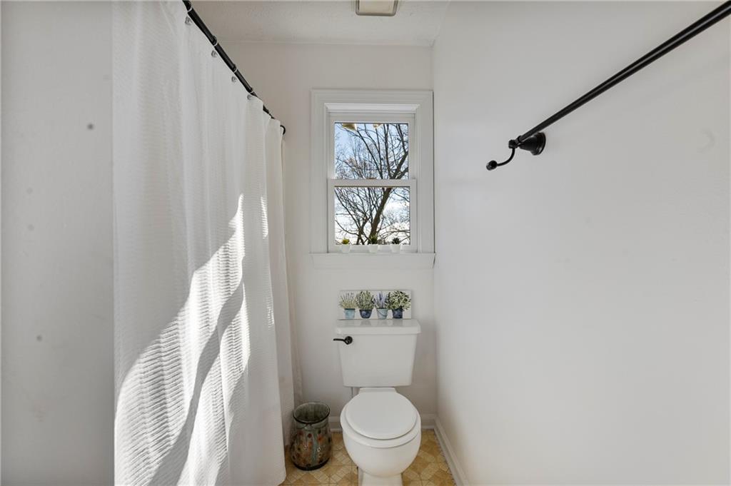 218 Johnson Drive Property Photo 14