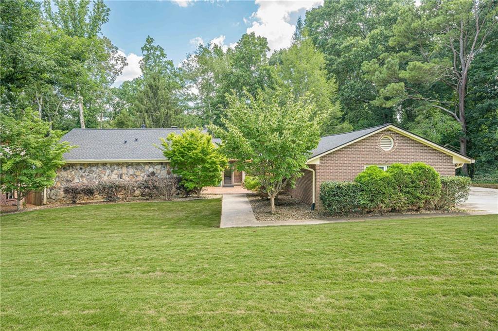 115 Farmstead Lane Property Photo 1