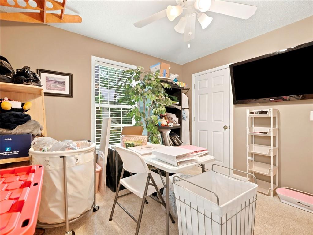 460 Kerry Drive Property Photo 24