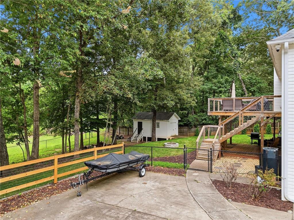 460 Kerry Drive Property Photo 38