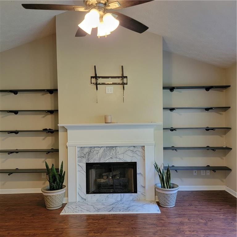 5219 Leecroft Drive Property Photo 5