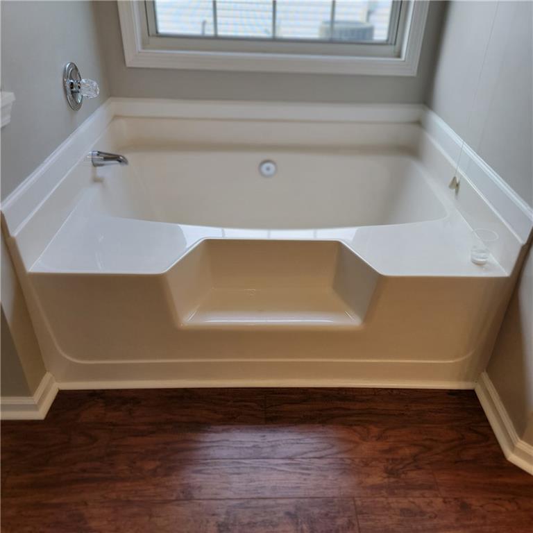 5219 Leecroft Drive Property Photo 12