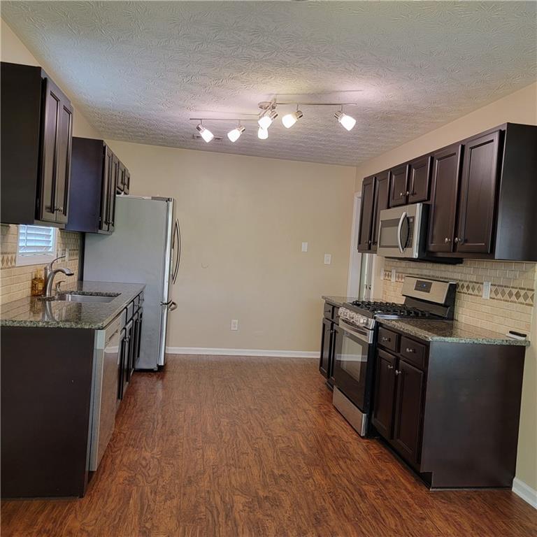 5219 Leecroft Drive Property Photo 25