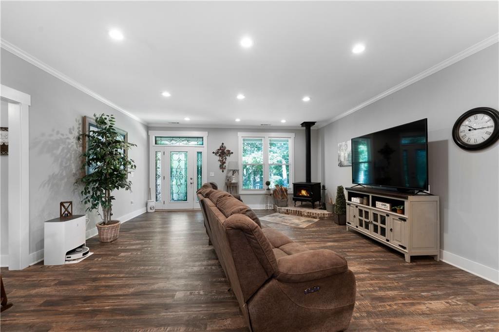 220 Long Road Property Photo 15