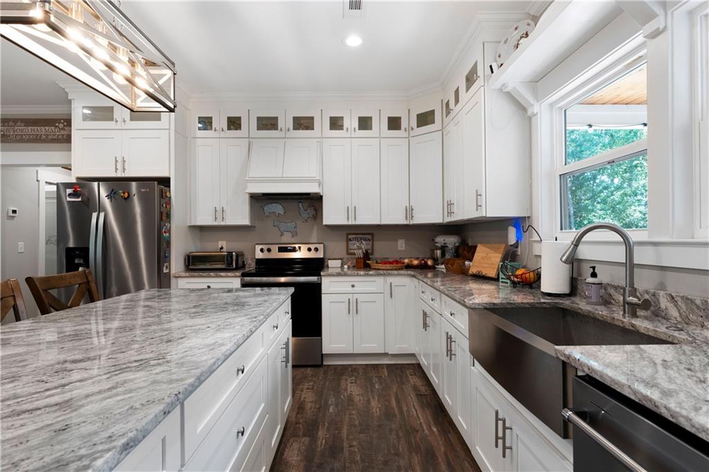 220 Long Road Property Photo 19