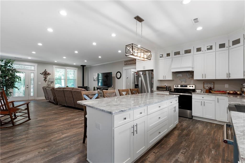 220 Long Road Property Photo 20