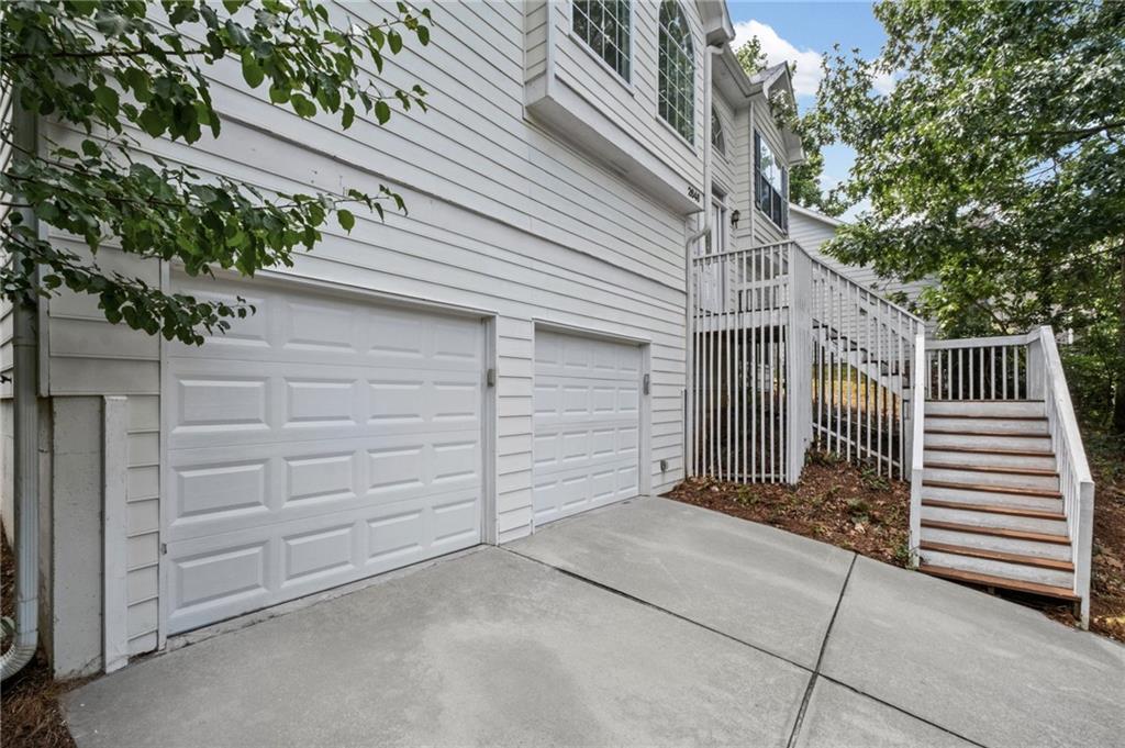 2646 Mcguire Drive Nw Property Photo 4