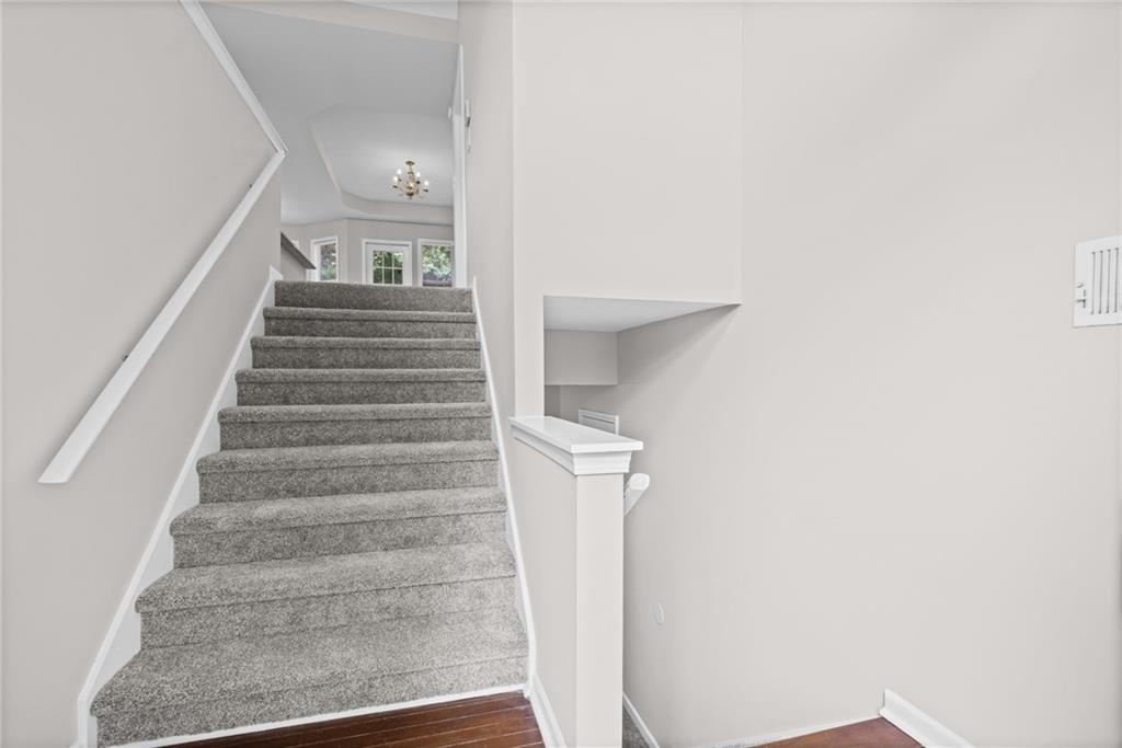 2646 Mcguire Drive Nw Property Photo 6