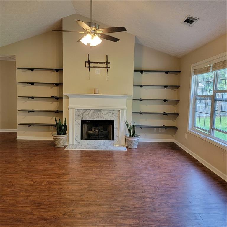 5219 Leecroft Drive Property Photo 4