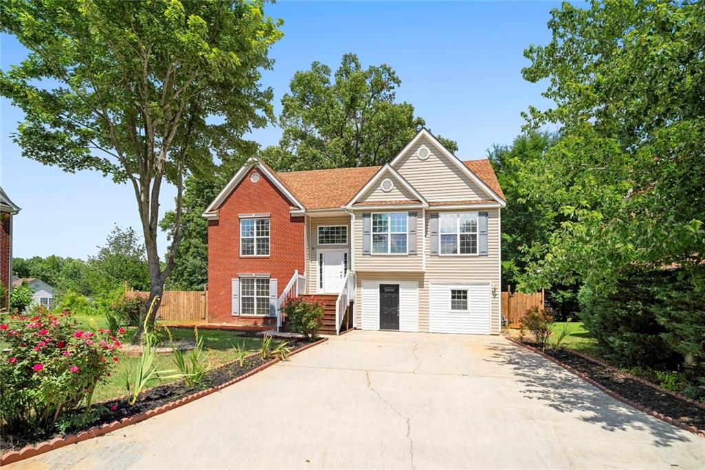 5896 Amerson Lane Property Photo 1