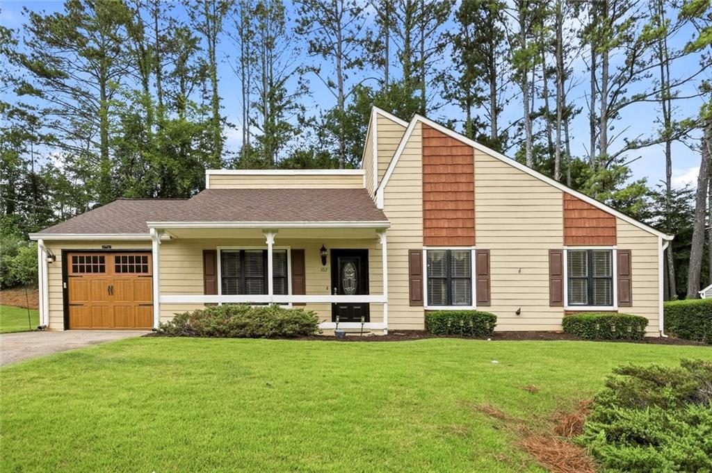 107 Riverchase Drive Property Photo 1