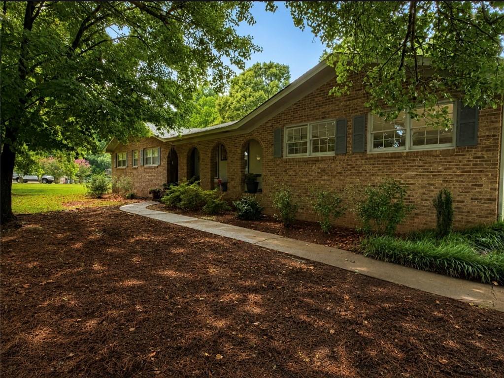 225 Pineridge Road