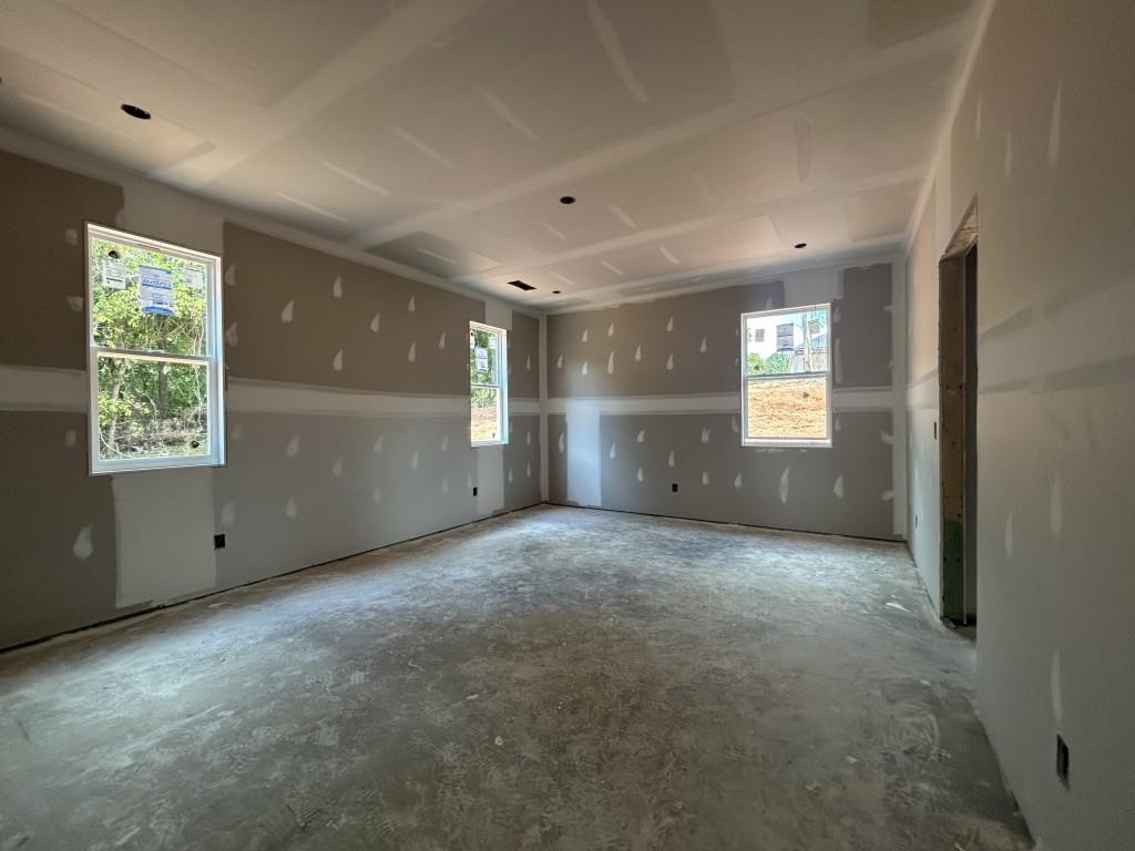 174 Eagles Crest Drive Property Photo 4