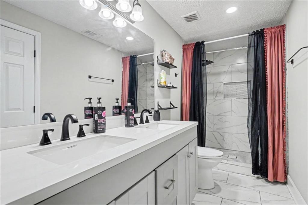 166 Kipling Way Property Photo 25