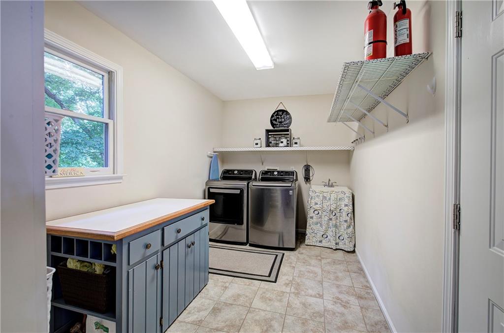 376 Alpine Drive Property Photo 27