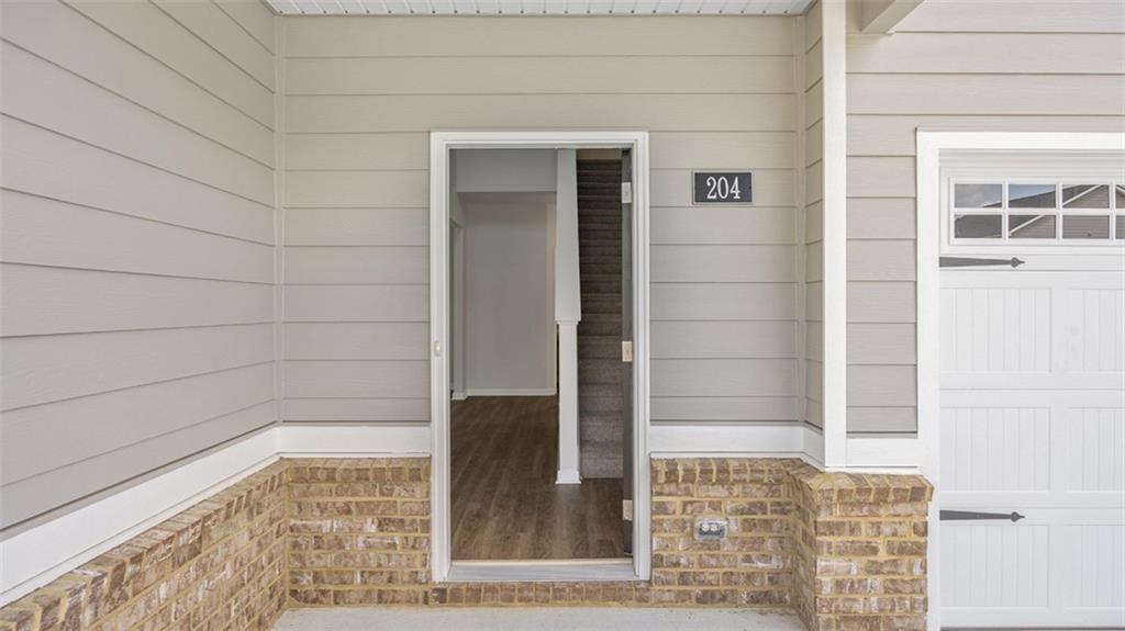 204 Friendship Oak Way Property Photo 2