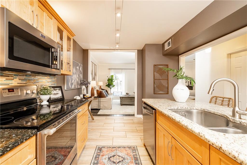 3793 Paces Ferry West Se Property Photo 16