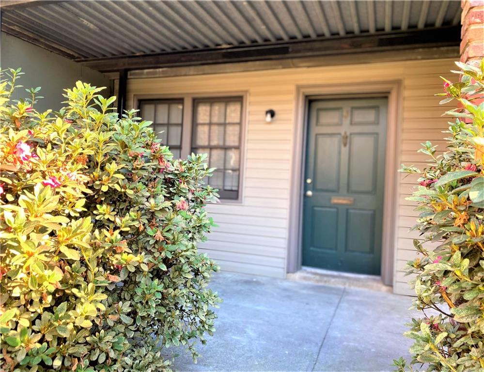 3079 Colonial Way Unit J Property Photo 1