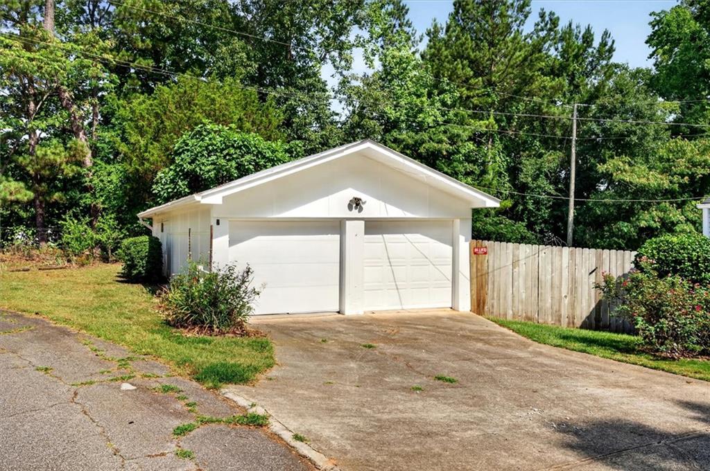 2 Highway 162 Property Photo 4