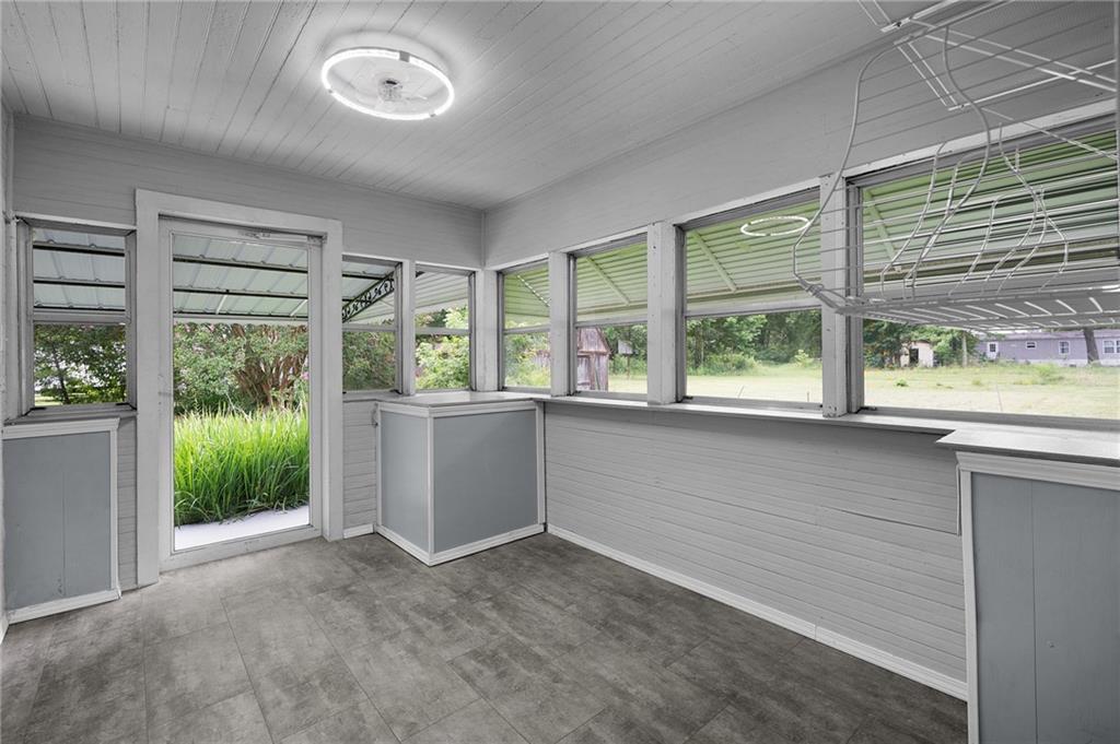 154 County Line Road Property Photo 14