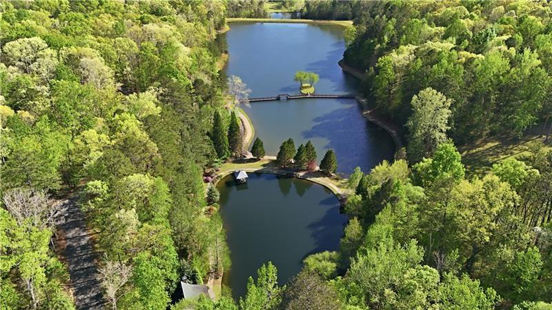 392 Red Mountain Road Property Photo 1