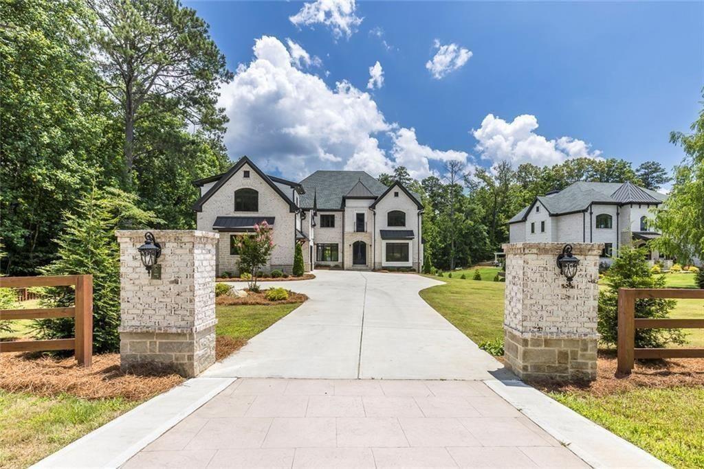 10765 Shallowford Road Property Photo 1