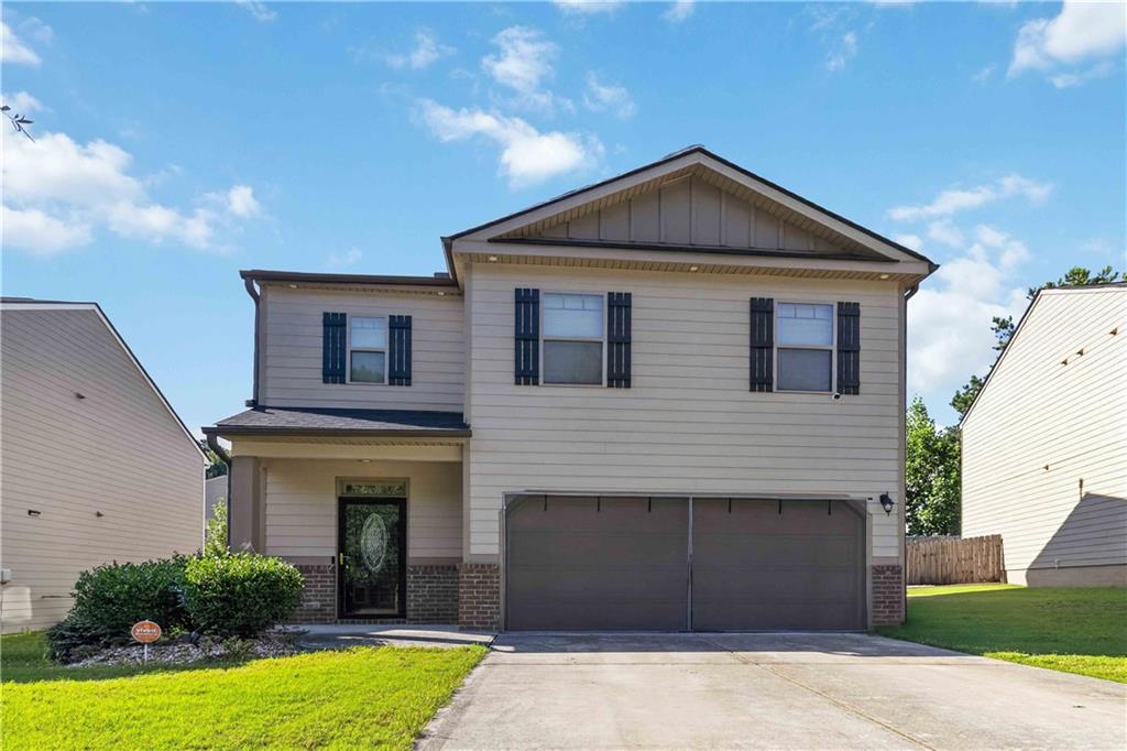 3744 Hampshire Property Photo 1