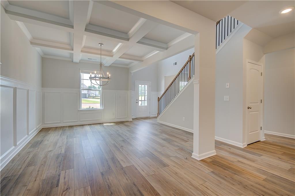 605 Button Grove Property Photo 8