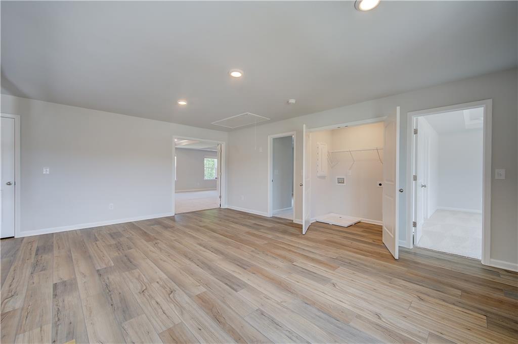 605 Button Grove Property Photo 21
