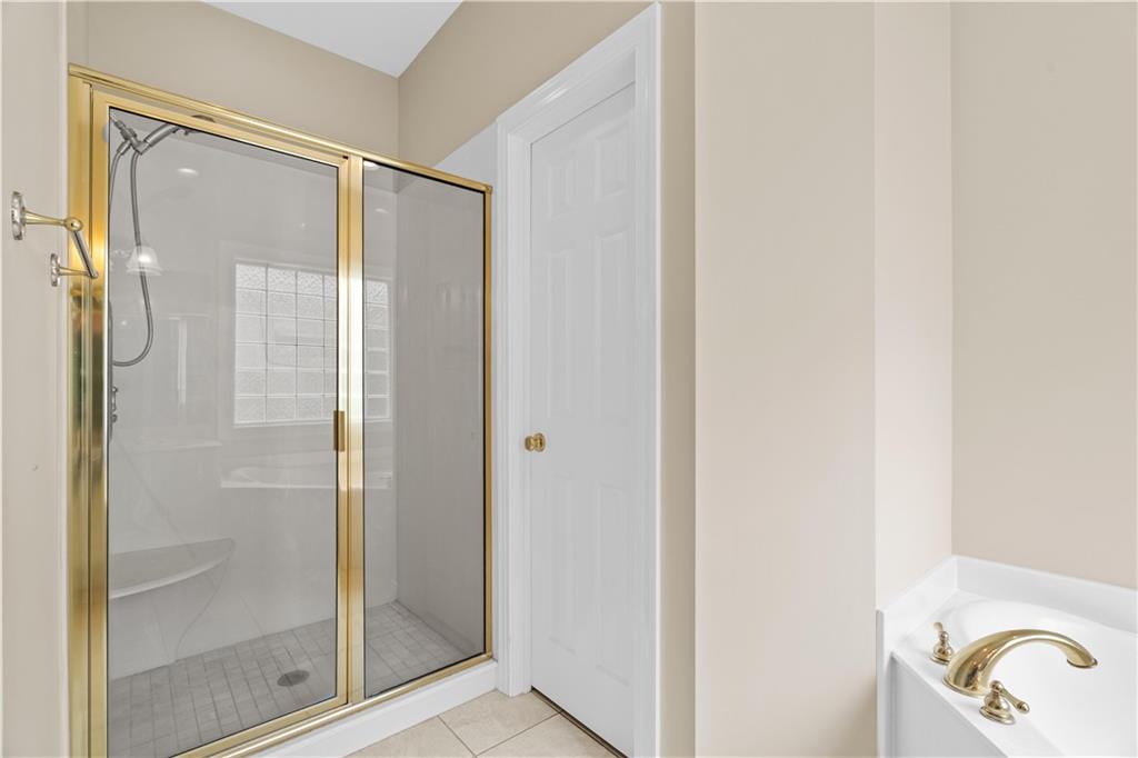 112 Bristol Place Se Property Photo 27