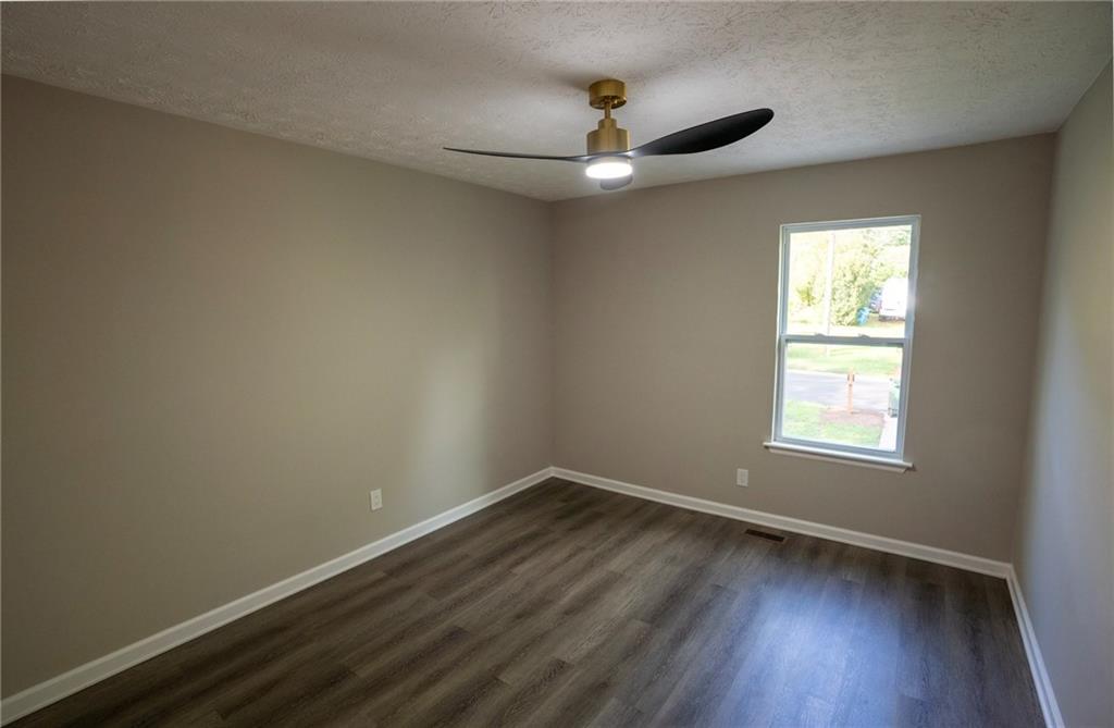4318 Buckingham Place Property Photo 15