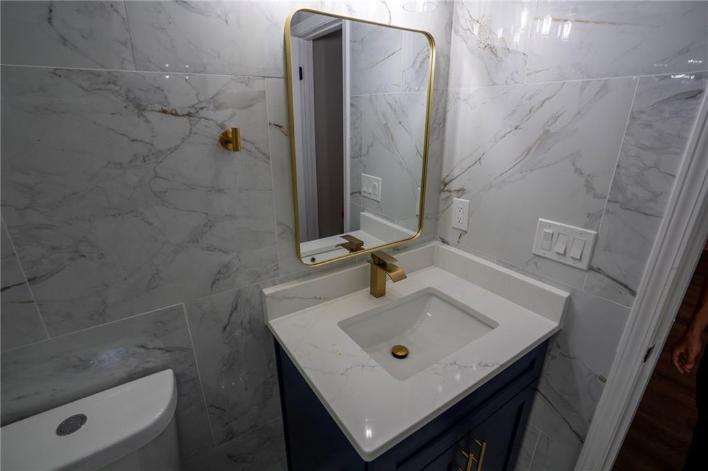 4318 Buckingham Place Property Photo 20