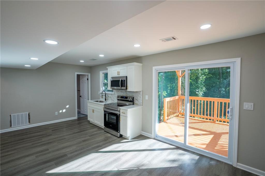 4318 Buckingham Place Property Photo 26