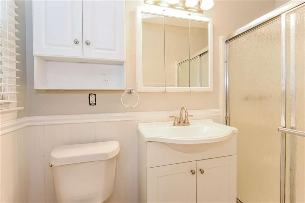6581 Windsor Drive Property Photo 17