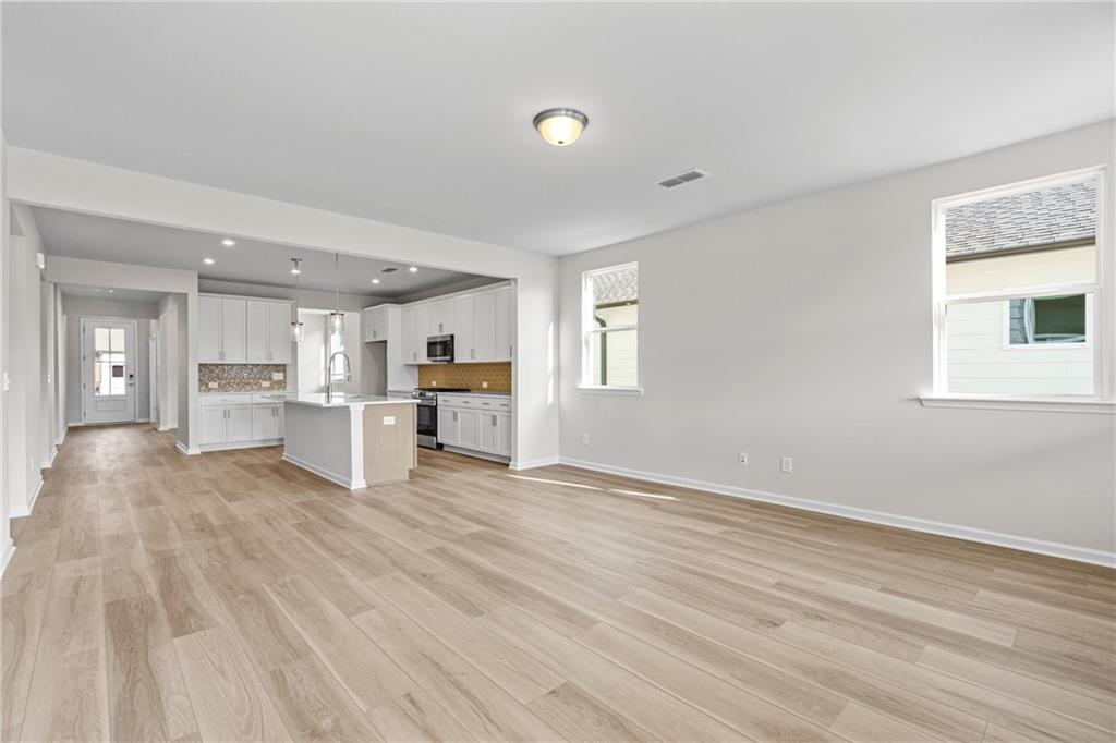 1580 Savory Way Property Photo 13