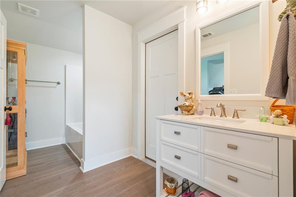 1490 Durden Road Property Photo 33