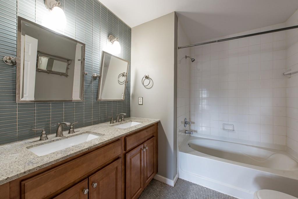 2696 Silver Hill Terrace Se Property Photo 13
