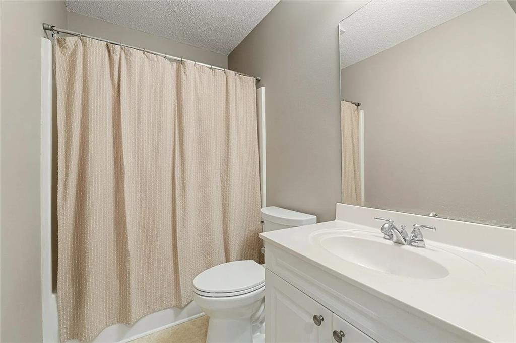 1114 Chateau Terrace Property Photo 23