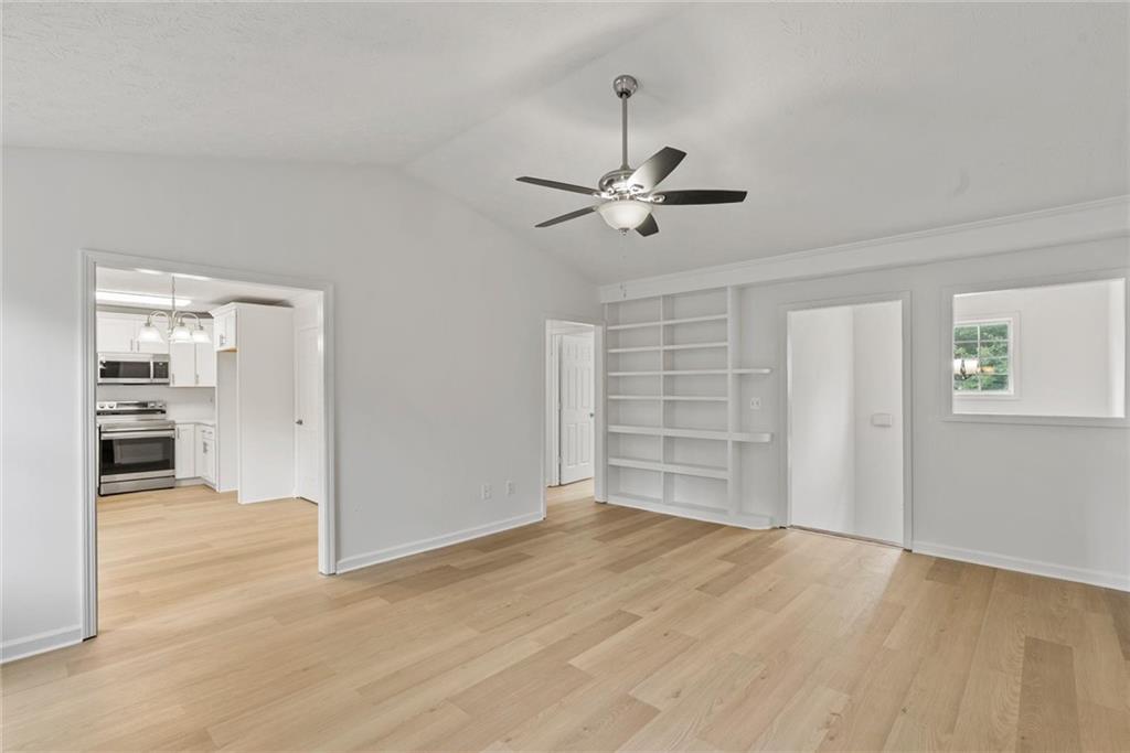 1700 Bismarck Circle Property Photo 3