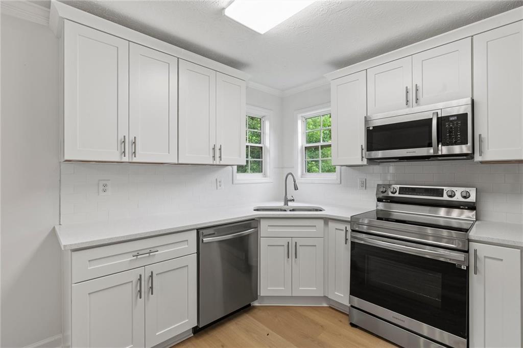 1700 Bismarck Circle Property Photo 8