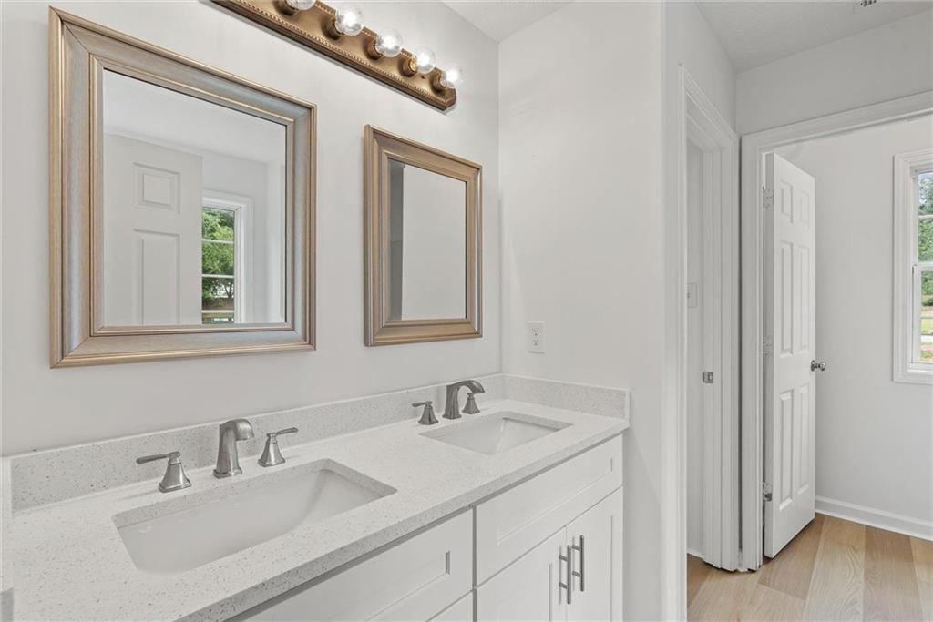 1700 Bismarck Circle Property Photo 13