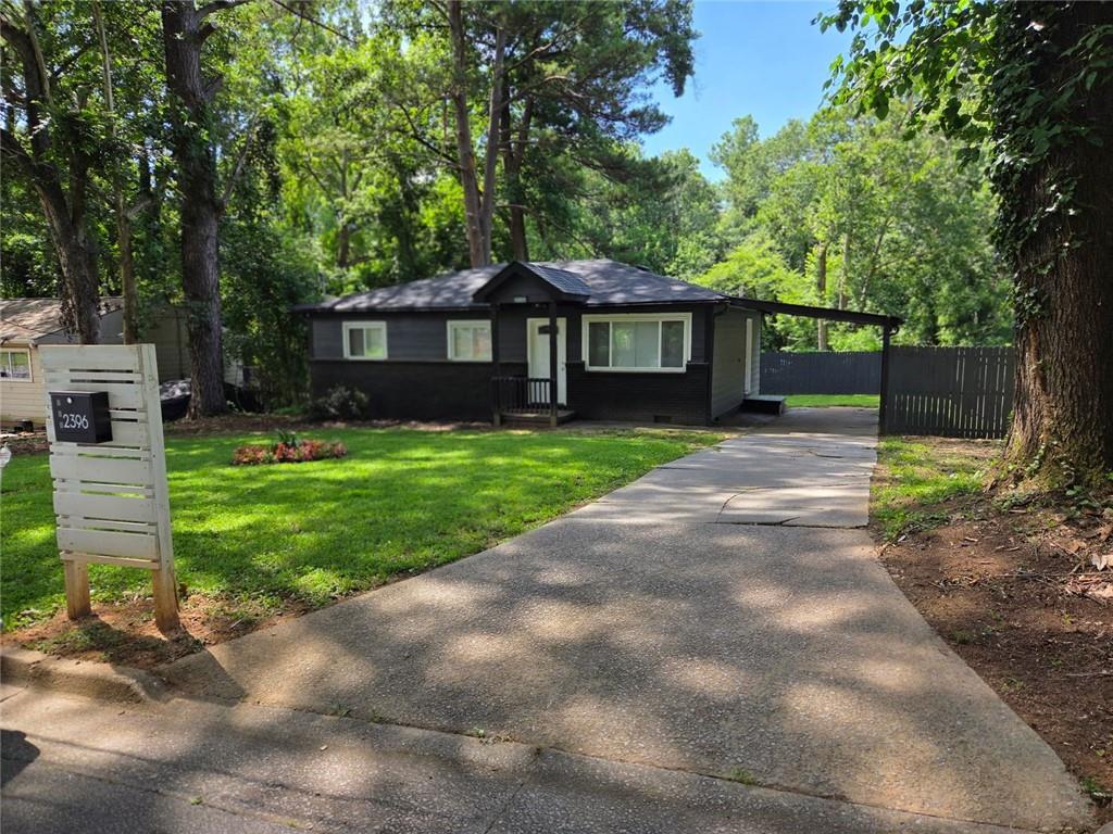 2396 Clarissa Drive NW