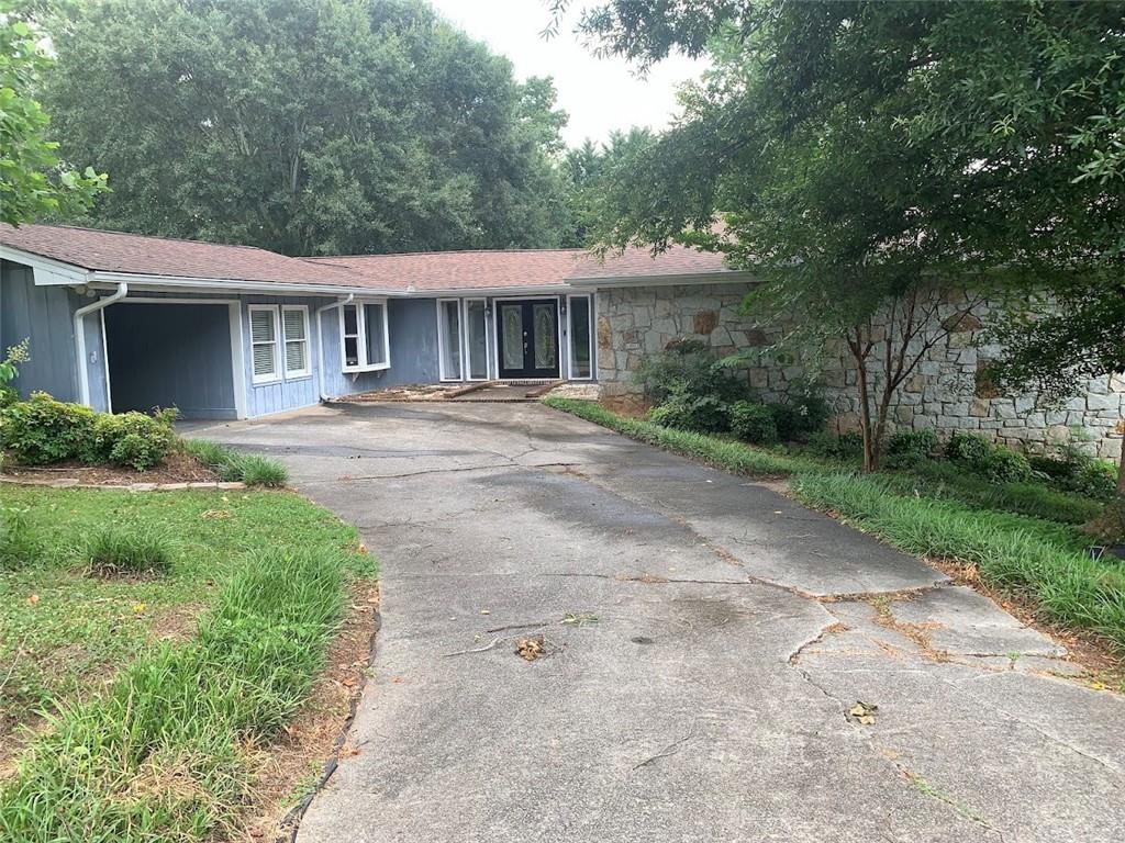 402 Emily Drive Sw Property Photo 1
