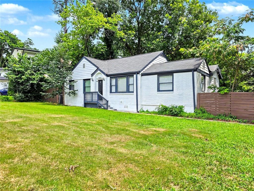 1530 Columbia Drive Property Photo 3