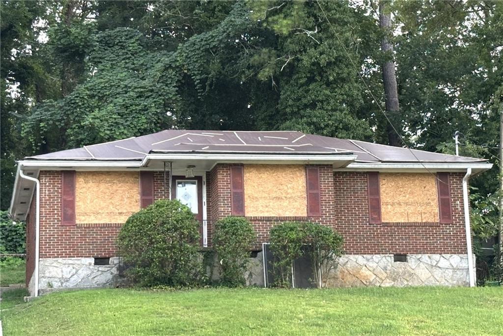 3713 Glenwood Road Property Photo 1