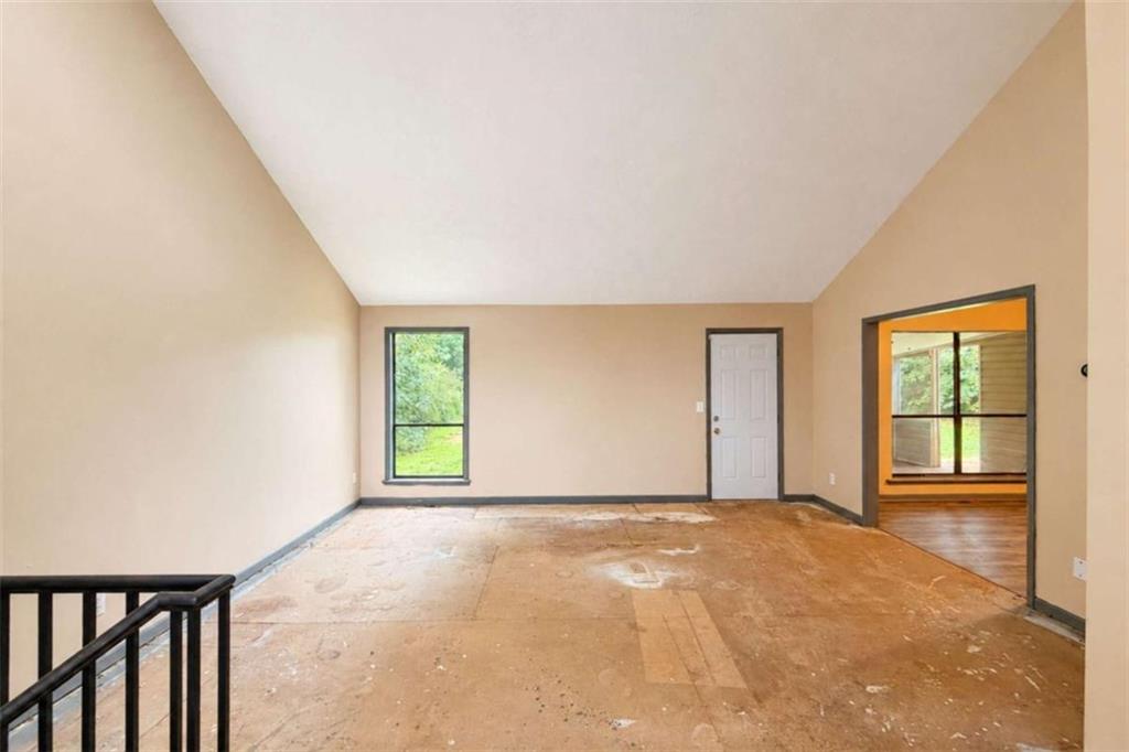 6742 Oakland Drive Property Photo 6